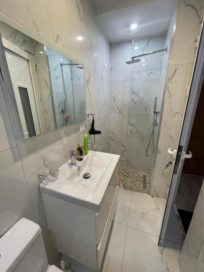 Downtown Modern Studio Apartment Tiran Dış mekan fotoğraf