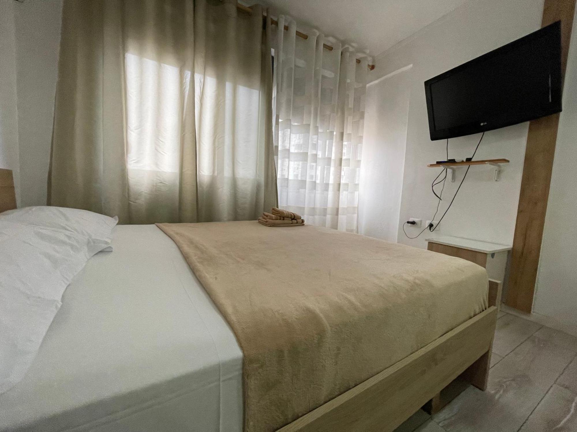 Downtown Modern Studio Apartment Tiran Dış mekan fotoğraf