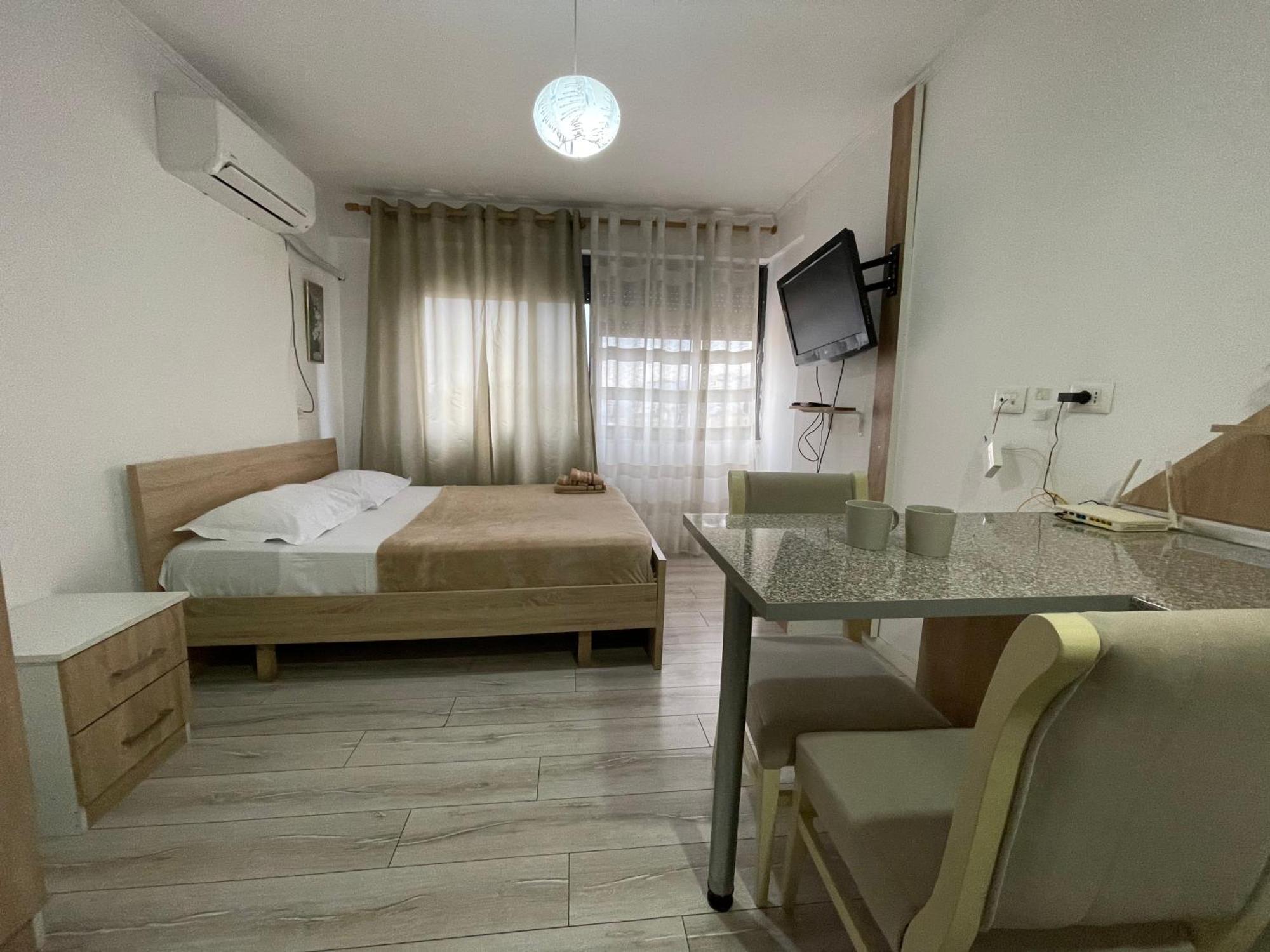 Downtown Modern Studio Apartment Tiran Dış mekan fotoğraf